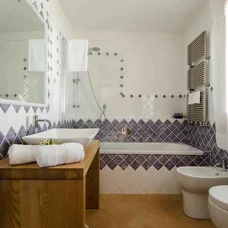 Couette-café Celestedimare 4*